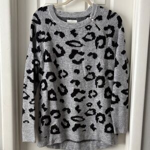 Abercrombie & Fitch Black Gray Animal leopard cheetah Print long tunic Sweater M